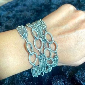 Rhinestone silver metal chain link bracelet with clasp